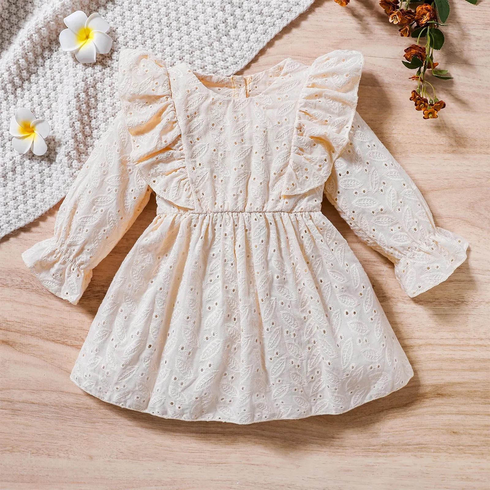 Adorable Eyelet Lace Ruffle Baby Girls Autumn Dress Layette