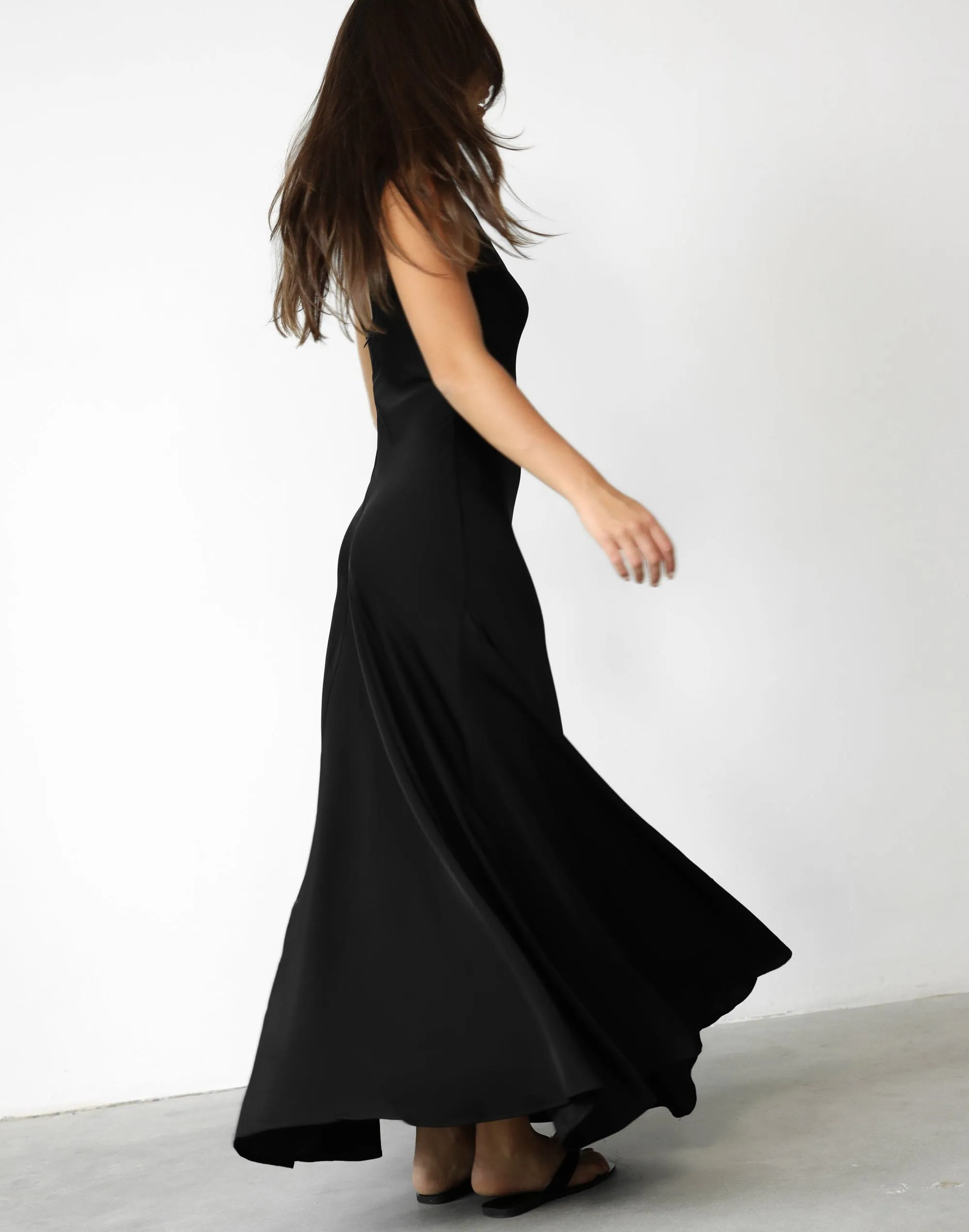 Charlotte Maxi Dress (Black)