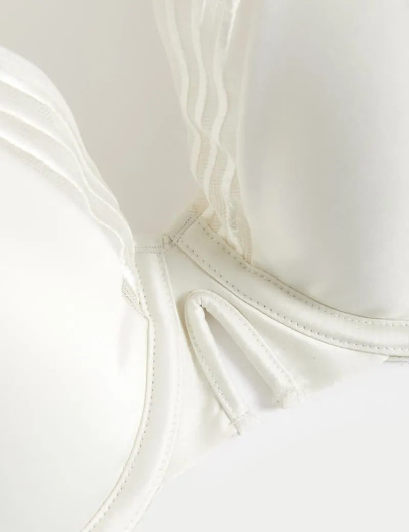 Porto Satin Wired Plunge Bra (A-E)