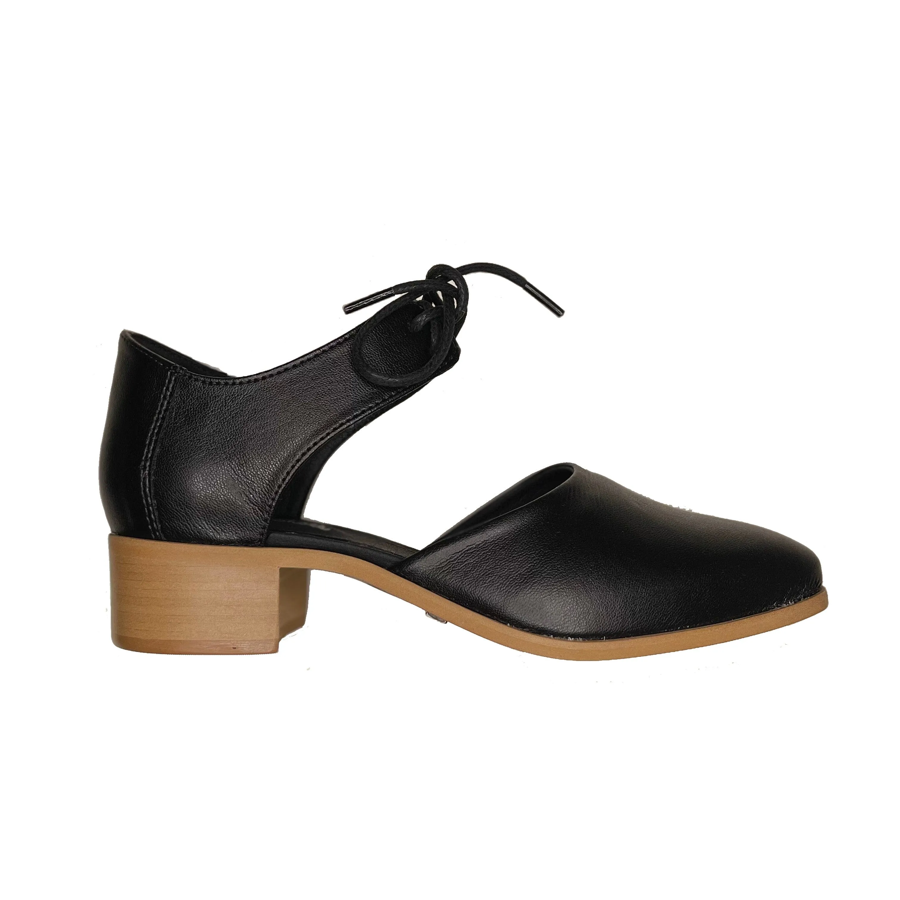 'Shona' corn-leather  low heel by Zette Shoes - black